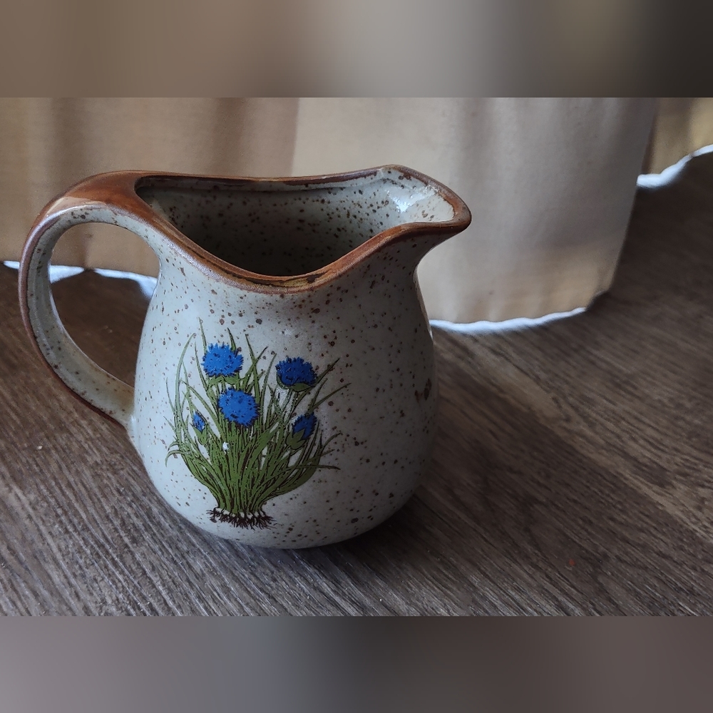 Vintage creamer cup floral mug floral decor speckled